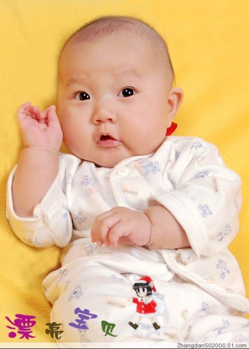 宝宝9个月哩,什么都吃,长的也挺胖滴,就是米长一颗牙,是不是缺钙的表现呢?需要起看医生吗?